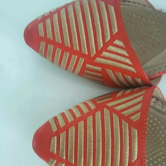 🌟Pointed toe flats 🌟 - Picture 3 of 4